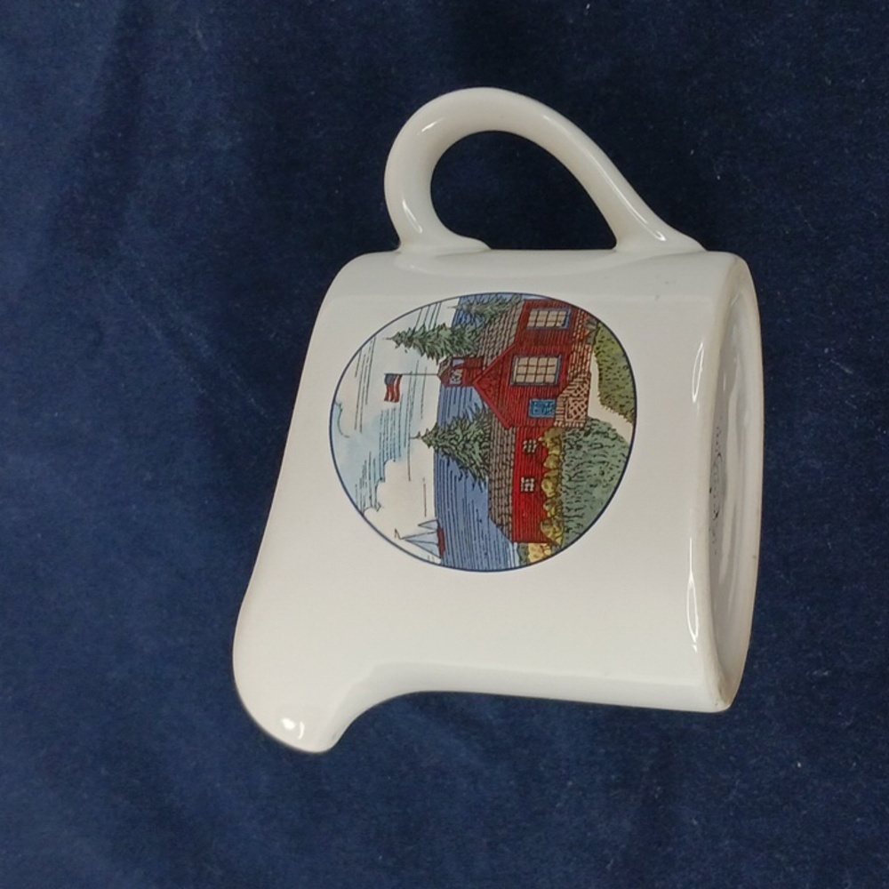 Epoch Exclusives 8 oz. Creamer E203 Pioneer Bay School House & Mill Ceramic GUC